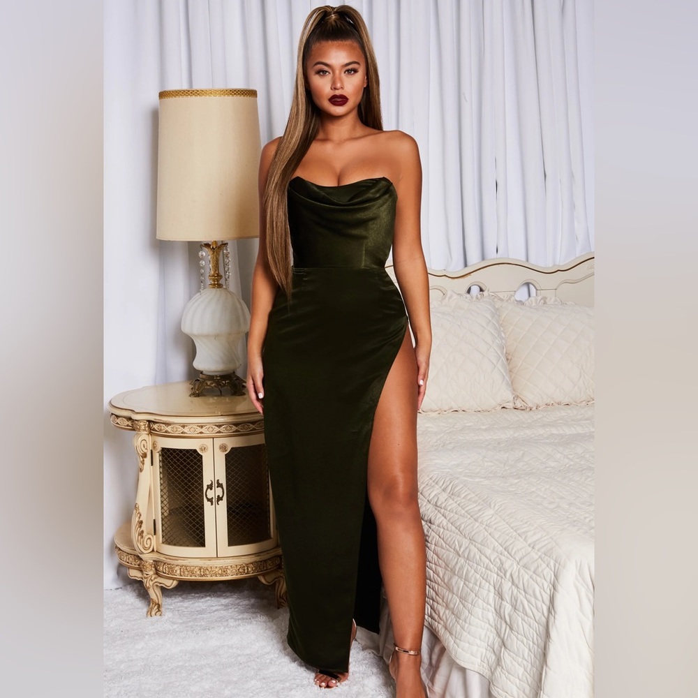Oh Polly Causing Drama Thigh Split Satin Maxi Dress in Dark Green size 0